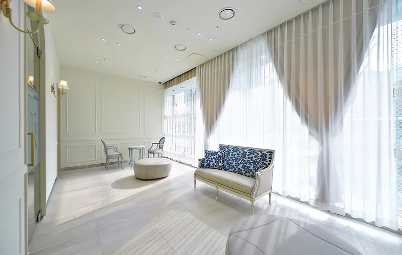 Waiting lounge at Time Return Clinic in Yeouido, Seoul